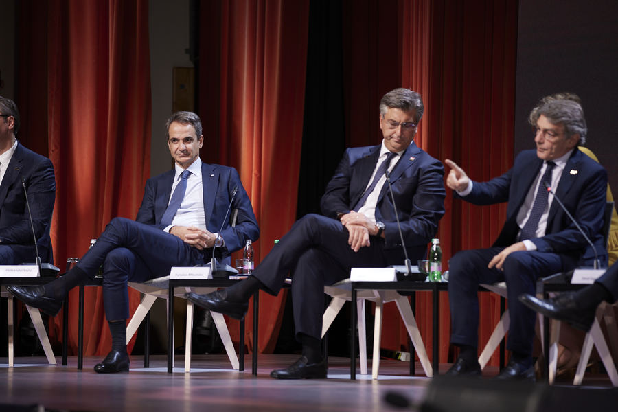 Μητσοτάκης από Σλοβενία: Δεν θα θέλαμε να επαναληφθεί το ανεξέλεγκτο κύμα μεταναστευτικών ροών του 2015