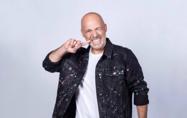 Νίκος Μουτσινάς