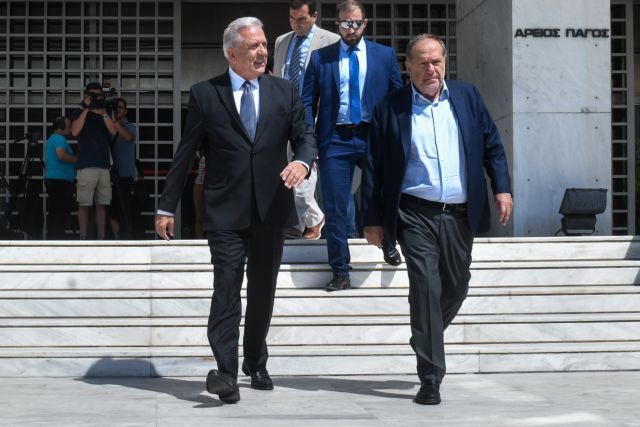 Υπόθεση Novartis: Εισαγγελική παραγγελία να ολοκληρωθεί εντός διμήνου η έρευνα για Γεωργιάδη και Αβραμόπουλo