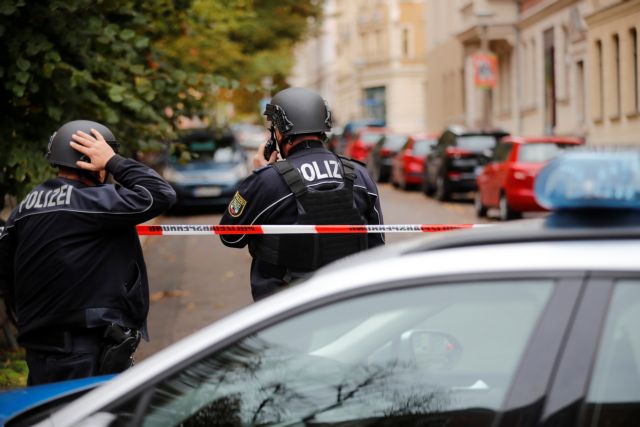 Γερμανία: Συνελήφθη ο επιβάτης που κρατούσε ομήρους μέσα σε λεωφορείο