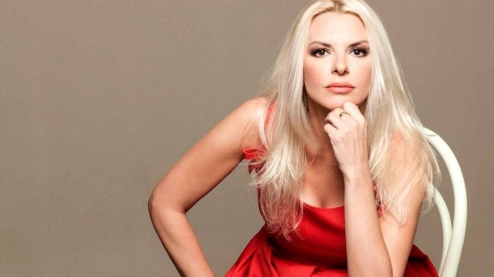 Αννίτα Πάνια: Η εκπομπή “έκπληξη” που θα παρουσιάσει