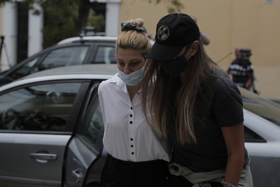 Έλενα Πολυχρονοπούλου