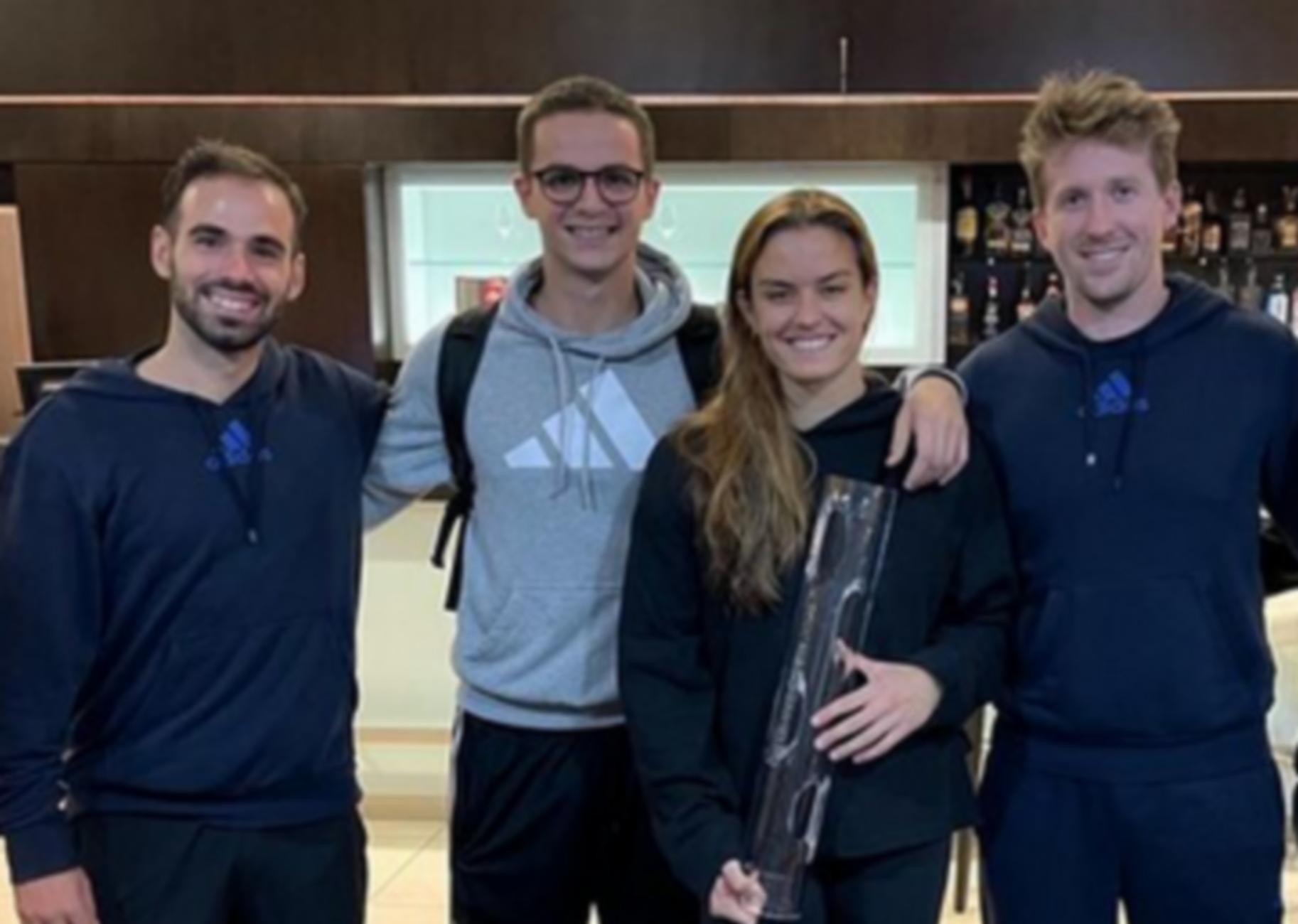 Μαρία Σάκκαρη: Γιόρτασε την είσοδό της στο top10 με τον Κωνσταντίνο Μητσοτάκη