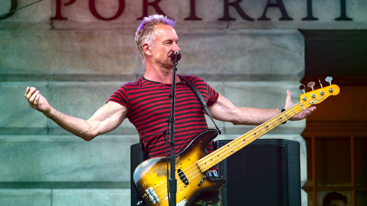 Αυτό είναι το νέο τραγούδι του Sting από το επερχόμενο άλμπουμ «The Bridge»