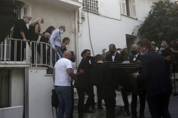 Μίκης Θεοδωράκης