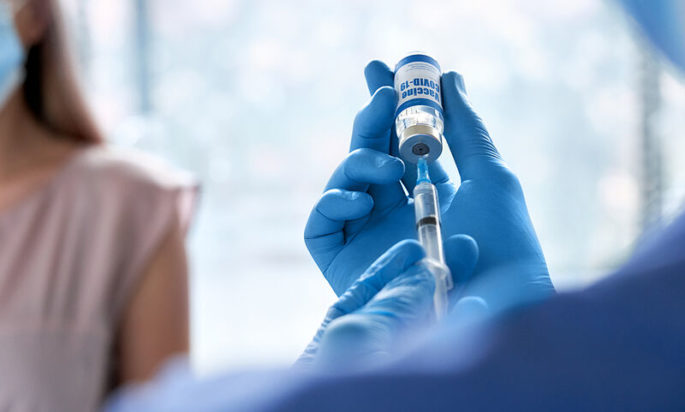 τρίτη δόση εμβόλιο