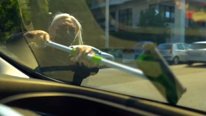 The VOICE βενζινάδικο