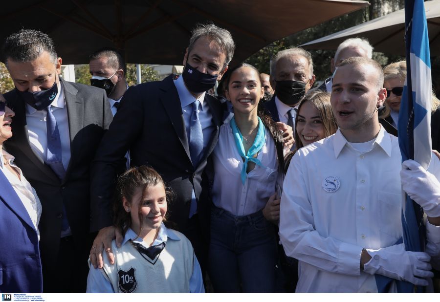 Κυριάκος Μητσοτάκης-παρέλαση