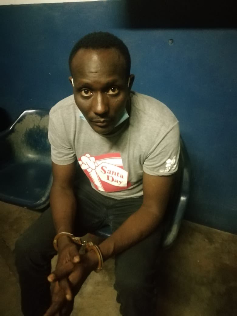 Άγκνες Τιρόπ σύζυγος