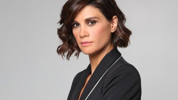 Άννα Μαρία Παπαχαραλάμπους