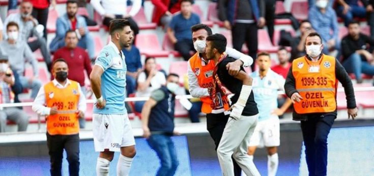 Τάσος Μπακασέτας