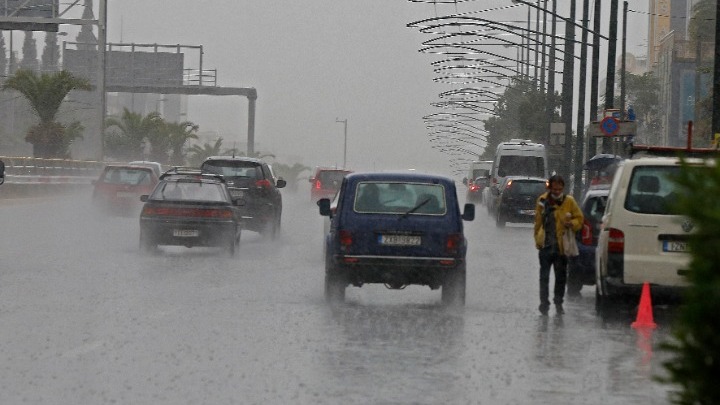 Κακοκαιρία “Μπάλλος”: Περισσότερα από 100 χιλιοστά βροχής σε Πατήσια, Περιστέρι και Αμπελόκηπους σε διάστημα 7 ωρών