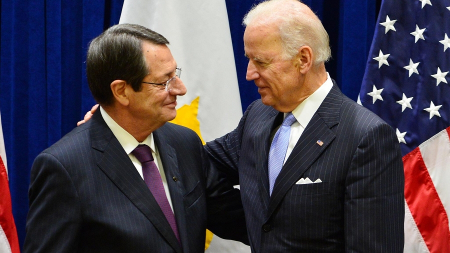 Μπάιντεν Αναστασιάδης