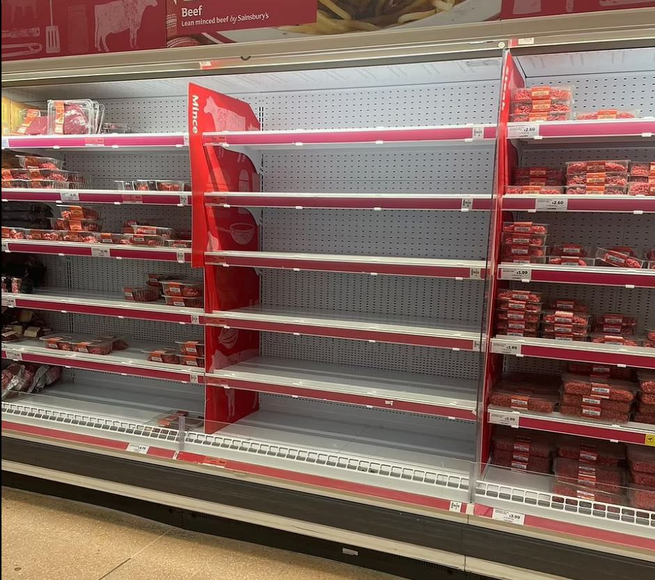 Βρετανία άδεια ράφια