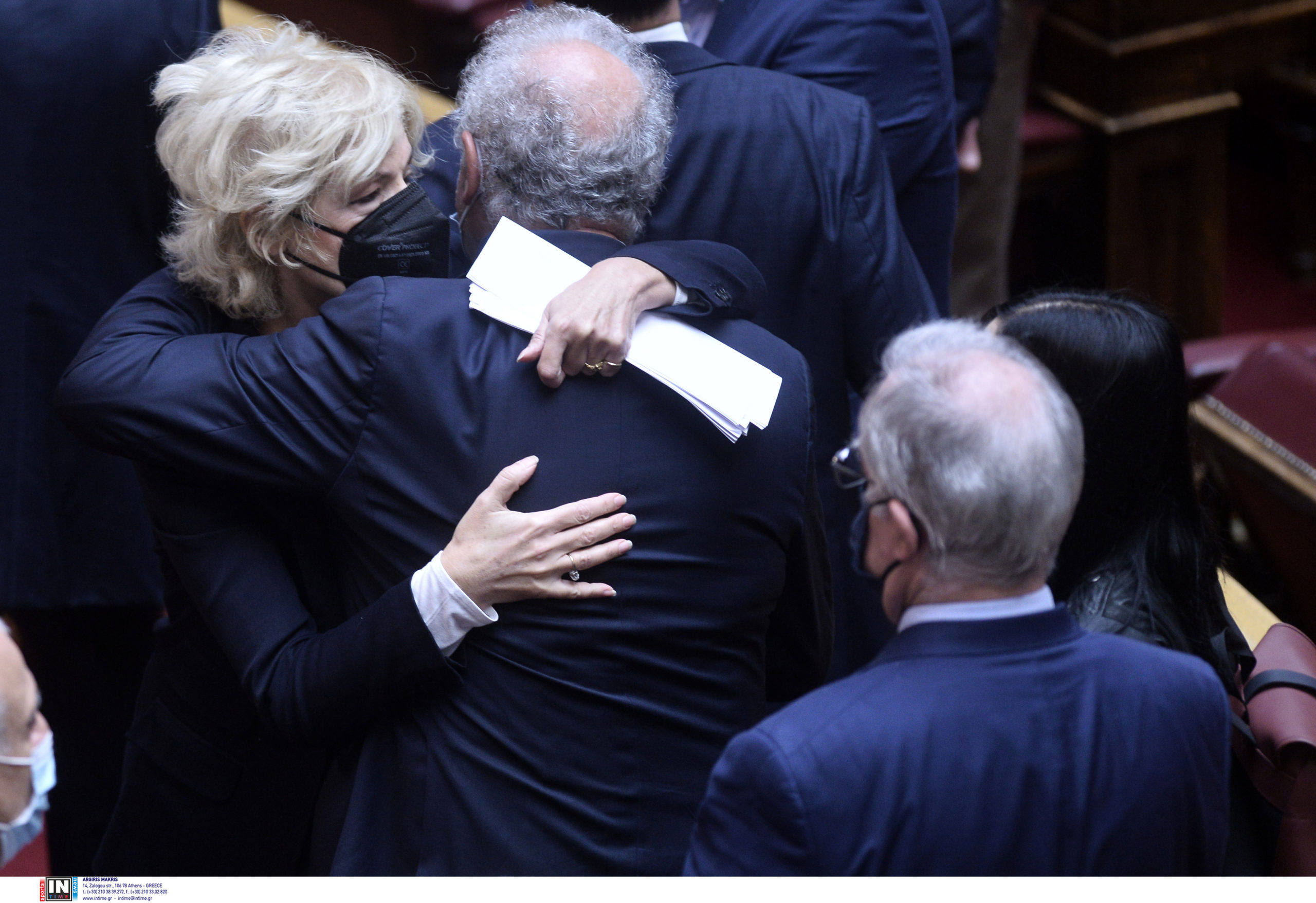 Φώφη Γεννηματά Βουλή Λουλούδια