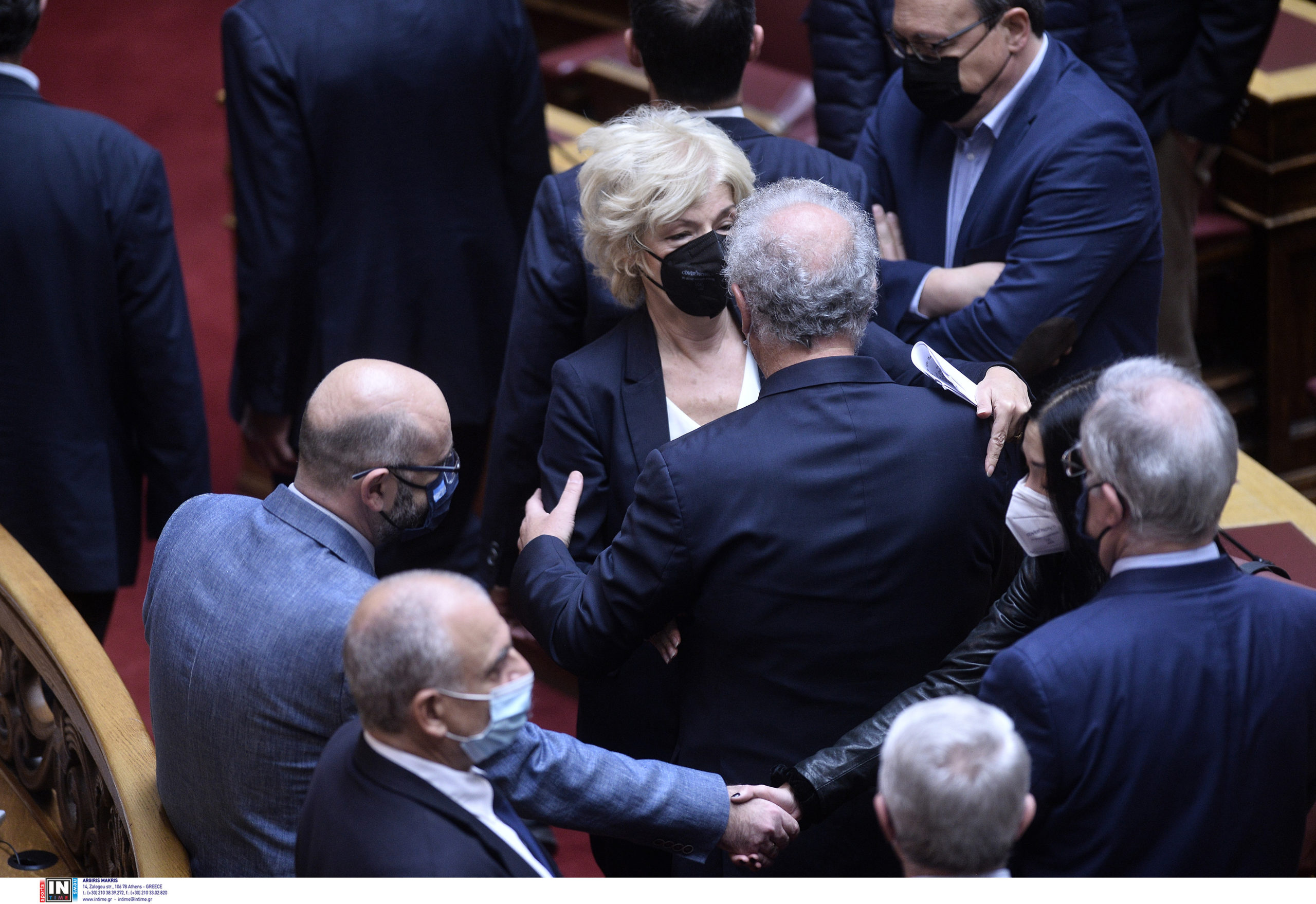 Φώφη Γεννηματά Βουλή Λουλούδια