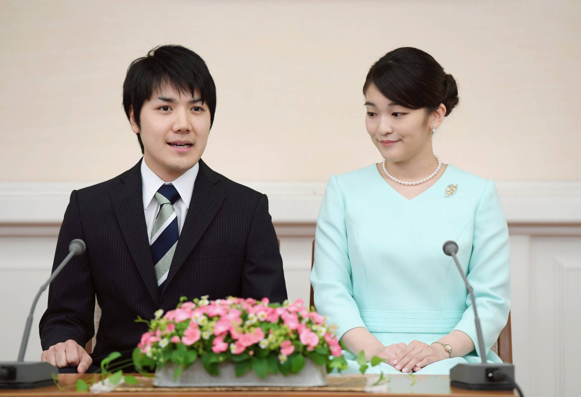 Ιαπωνία: Η πριγκίπισσα Μάκο παντρεύεται – Η θυσία του τίτλου στον βωμό της αγάπης και το σκάνδαλο