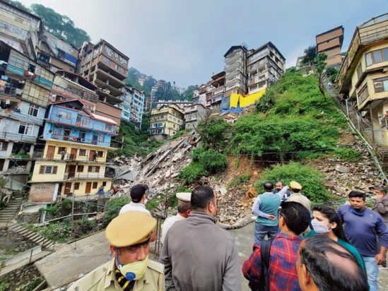 Ινδία κατάρρευση κτιρίου