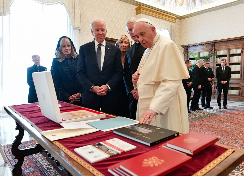 Τζο Μπάιντεν Πάπας Φραγκίσκος