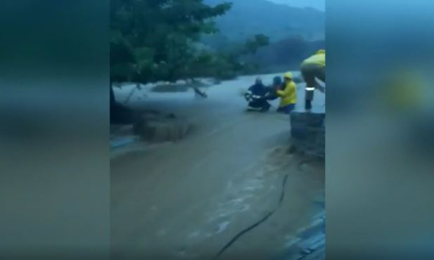 κακοκαιρία διάσωση Εύβοια