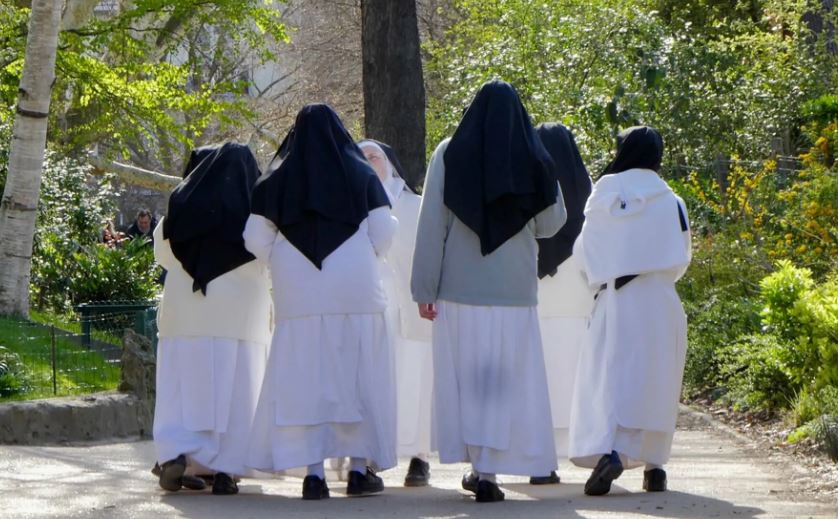 Καλόγριες-Γαλλία