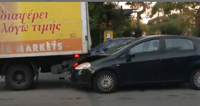 Καραμπόλα στη Θεσσαλονικη