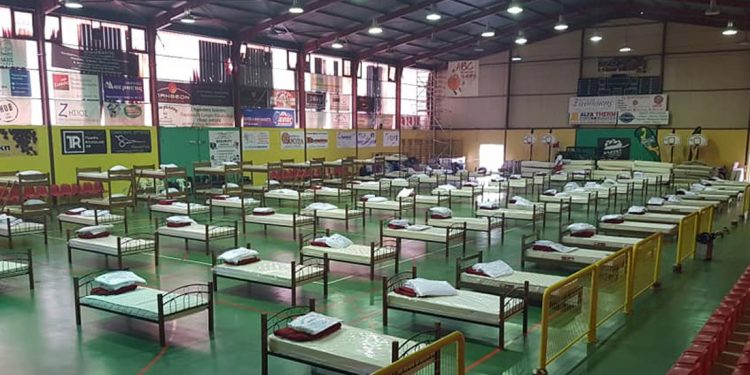 Κρήτη σκηνές σεισμόπληκτοι