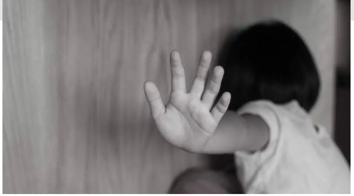 Λάρισα: 28 χρόνια κάθειρξη στον 50χρονο που ασελγούσε στην 7χρονη ανιψιά του