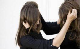 μαλλιοτράβηγμα - Ηράκλειο