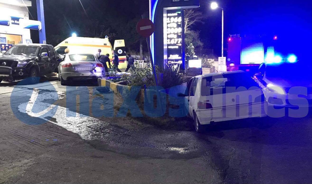 Τροχαίο στη Νάξο: Σύγκρουση τριών οχημάτων με έναν σοβαρά τραυματία