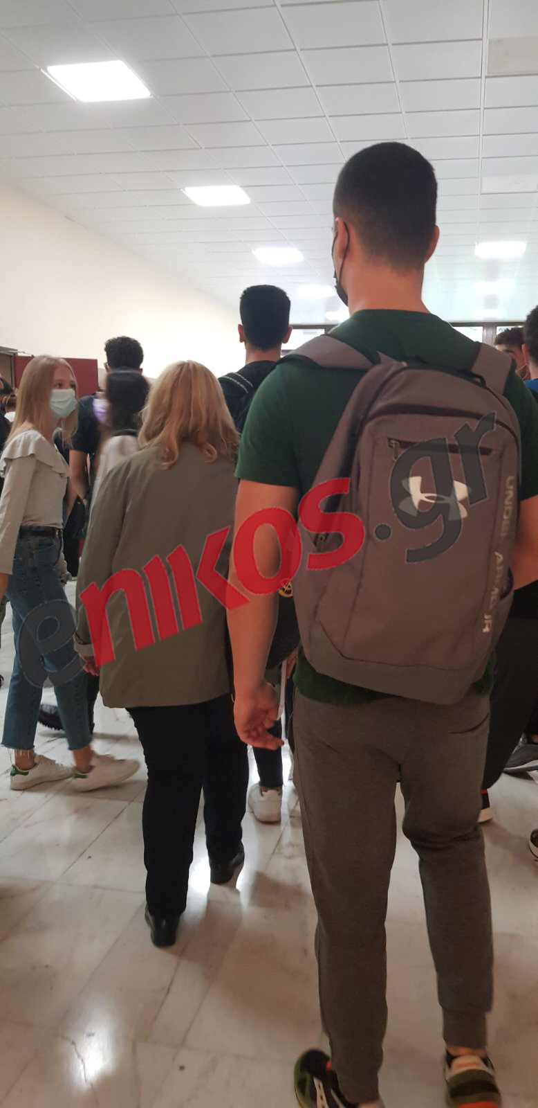 Οικονομικό Πανεπιστήμιο-ουρές-κορονοϊός