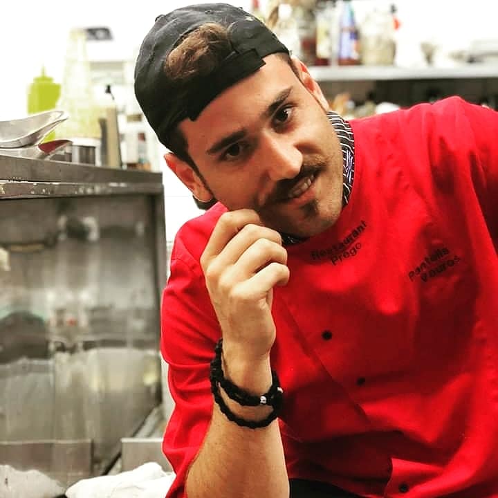 Παντελής Βούρος