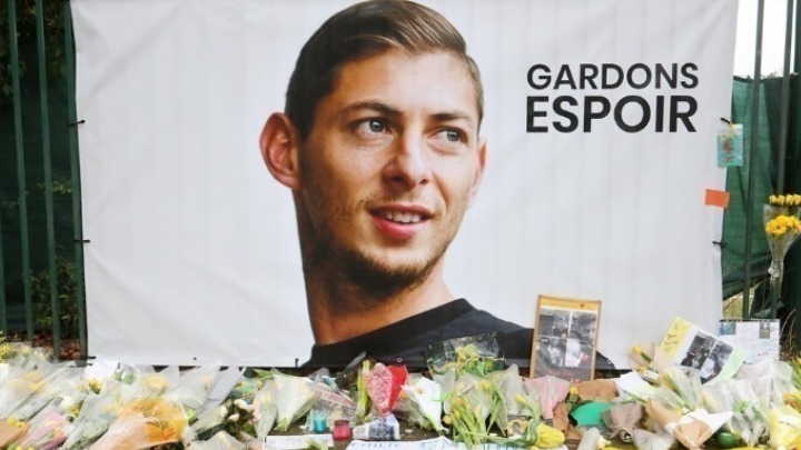 Σάλα-Κατηγορούμενος