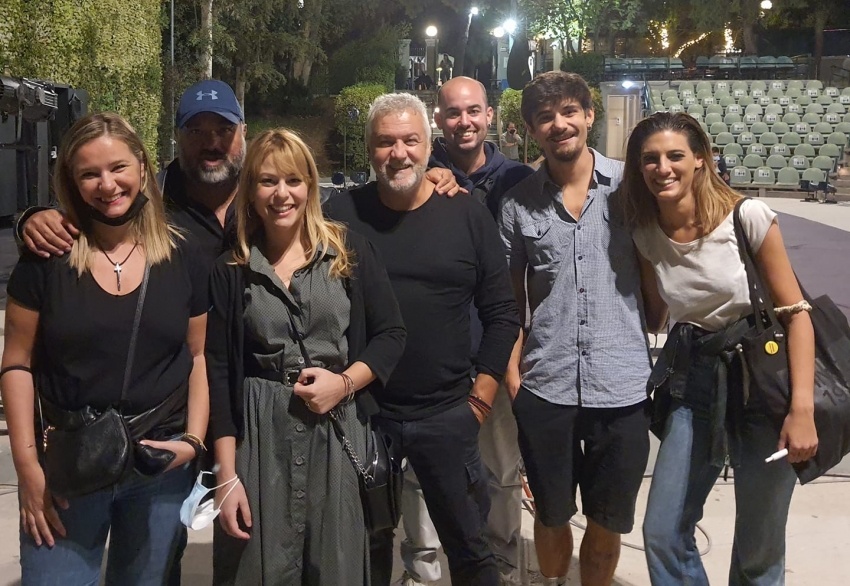 Σασμός-Σκηνοθέτης