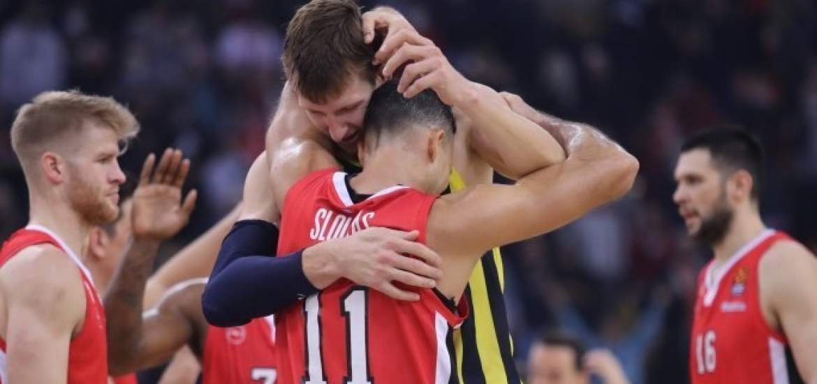 Σλούκας-Ολυμπιακός