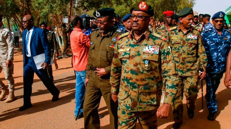 Σουδάν: Στρατιωτικό πραξικόπημα σε εξέλιξη – Διακόπηκε η πρόσβαση στο διαδίκτυο