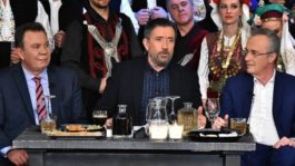 Στην υγειά μας ρε παιδιά