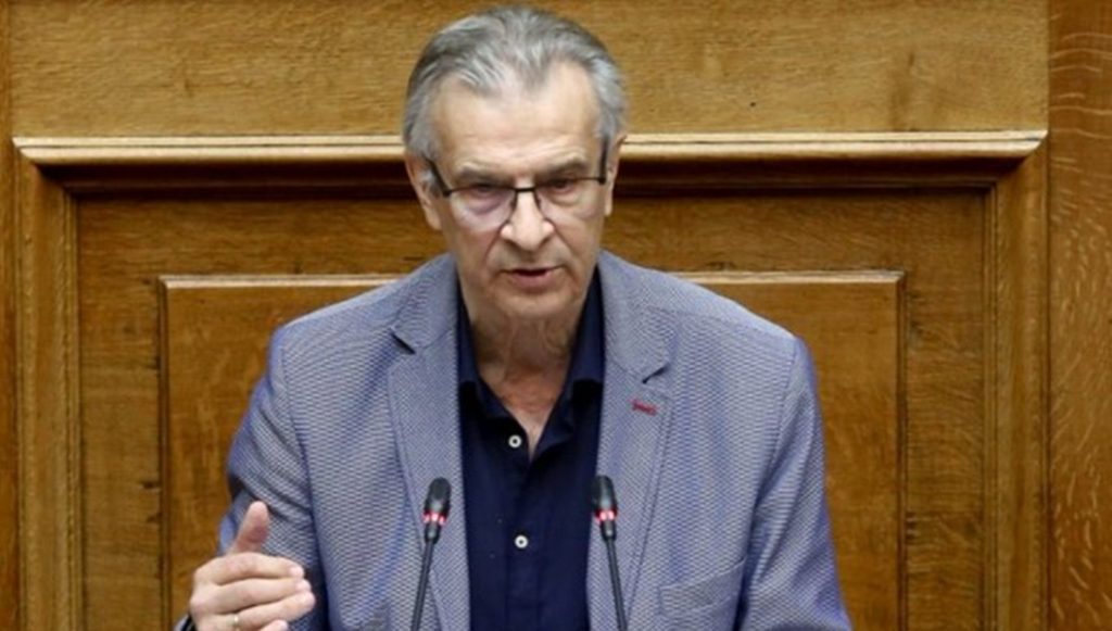 Πέθανε ο Τάσος Κουράκης