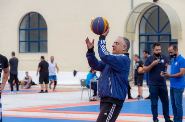 Τάκης Θεοδωρικάκος