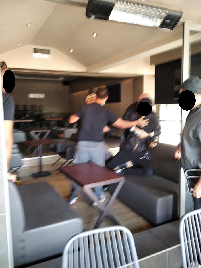 Θεσσαλονίκη επίθεση σε μέλη της ΚΝΕ 5