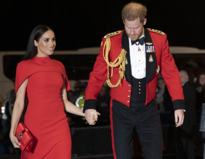 Η αγαπημένη τάση των Royals λέγεται tone-on-tone – Τα looks που δείχνουν ότι η βασιλική οικογένεια λατρεύει τη μονοχρωμία