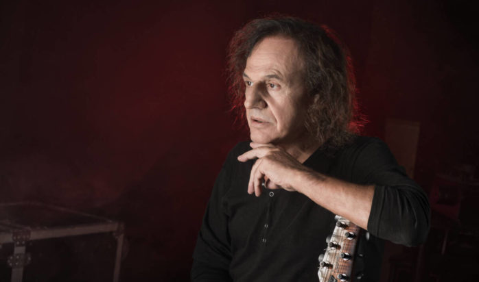 Βασίλης Παπακωνσταντίνου