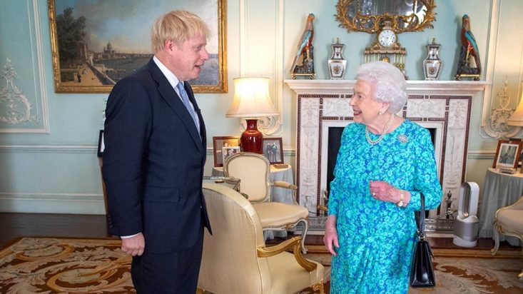 Μπόρις Τζόνσον Βασίλισσα Ελισάβετ