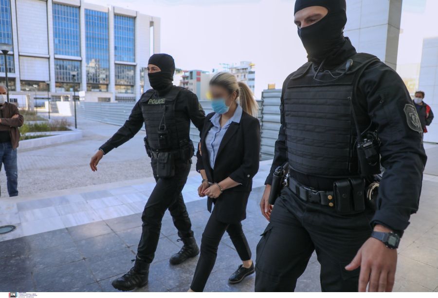 Επίθεση με βιτριόλι: “Επικίνδυνη για τη δημόσια ασφάλεια” – Η τελική ποινή που επιβλήθηκε στην κατηγορούμενη