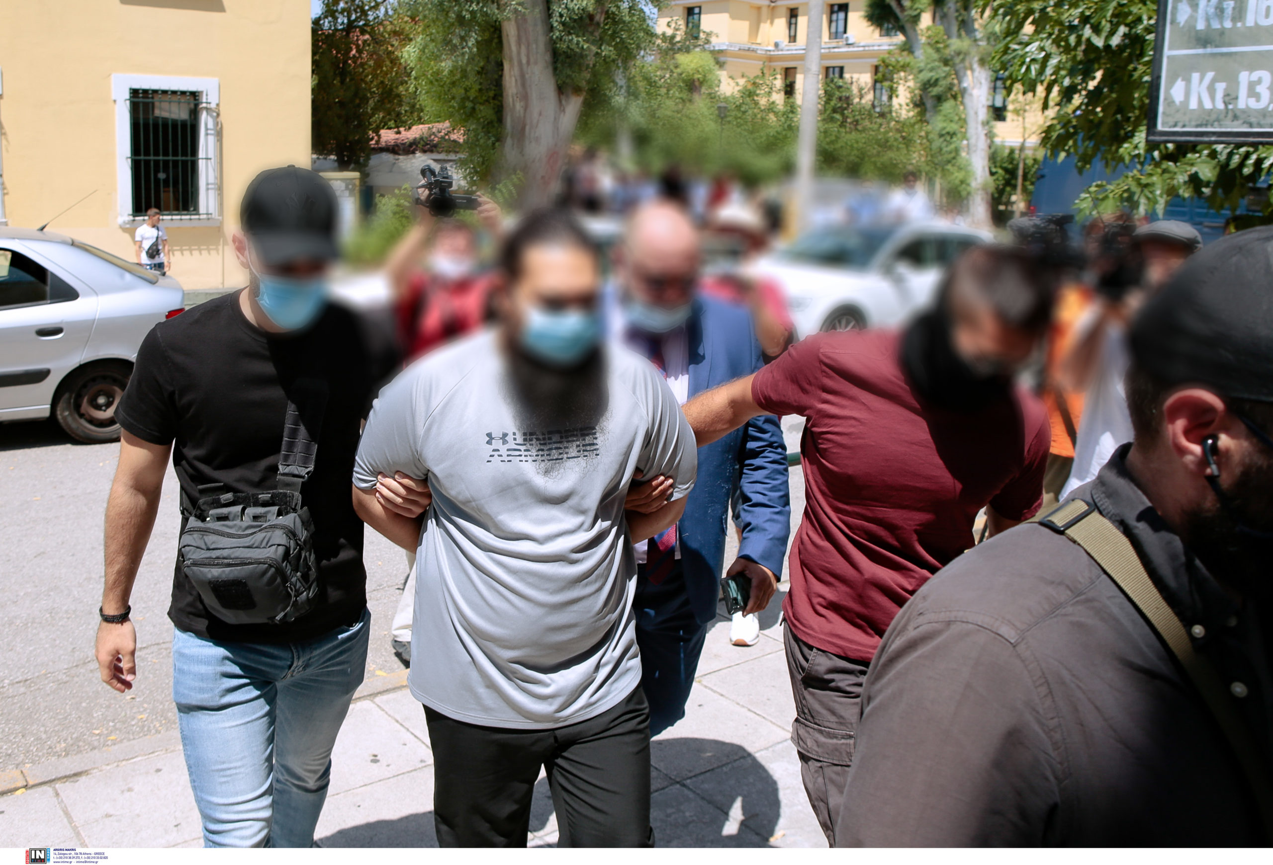 Επίθεση με βιτριόλι στη Μονή Πετράκη: Ανατροπή στην υπόθεση με αλλαγή της κατηγορίας κατά του ιερέα