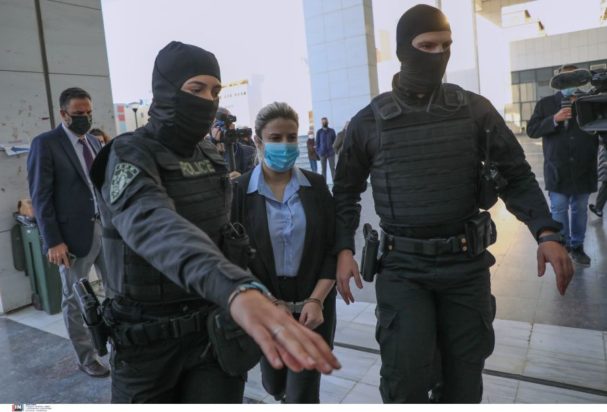 επίθεση με βιτριόλι Έφη Κακαράντζουλα