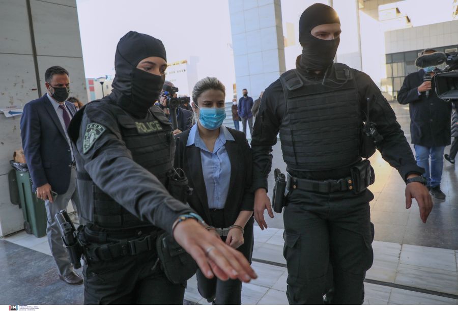 επίθεση με βιτριόλι Έφη Κακαράντζουλα