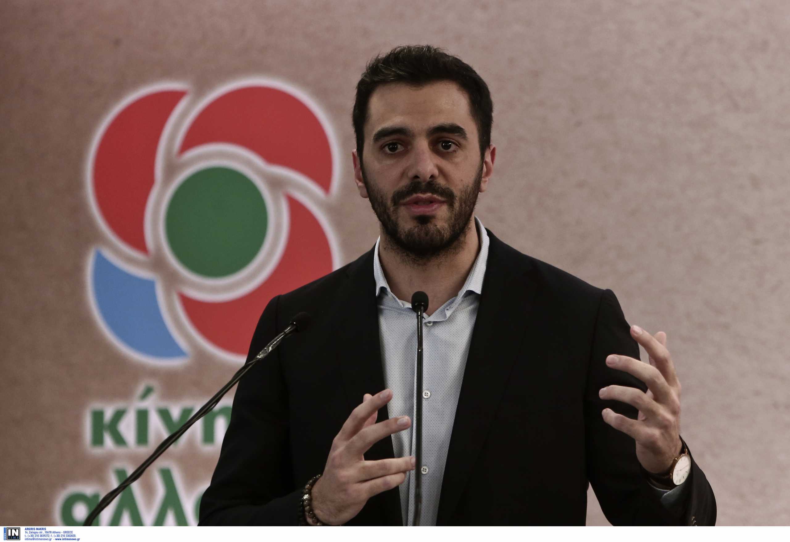 ΚΙΝΑΛ Μανώλης Χριστοδουλάκης