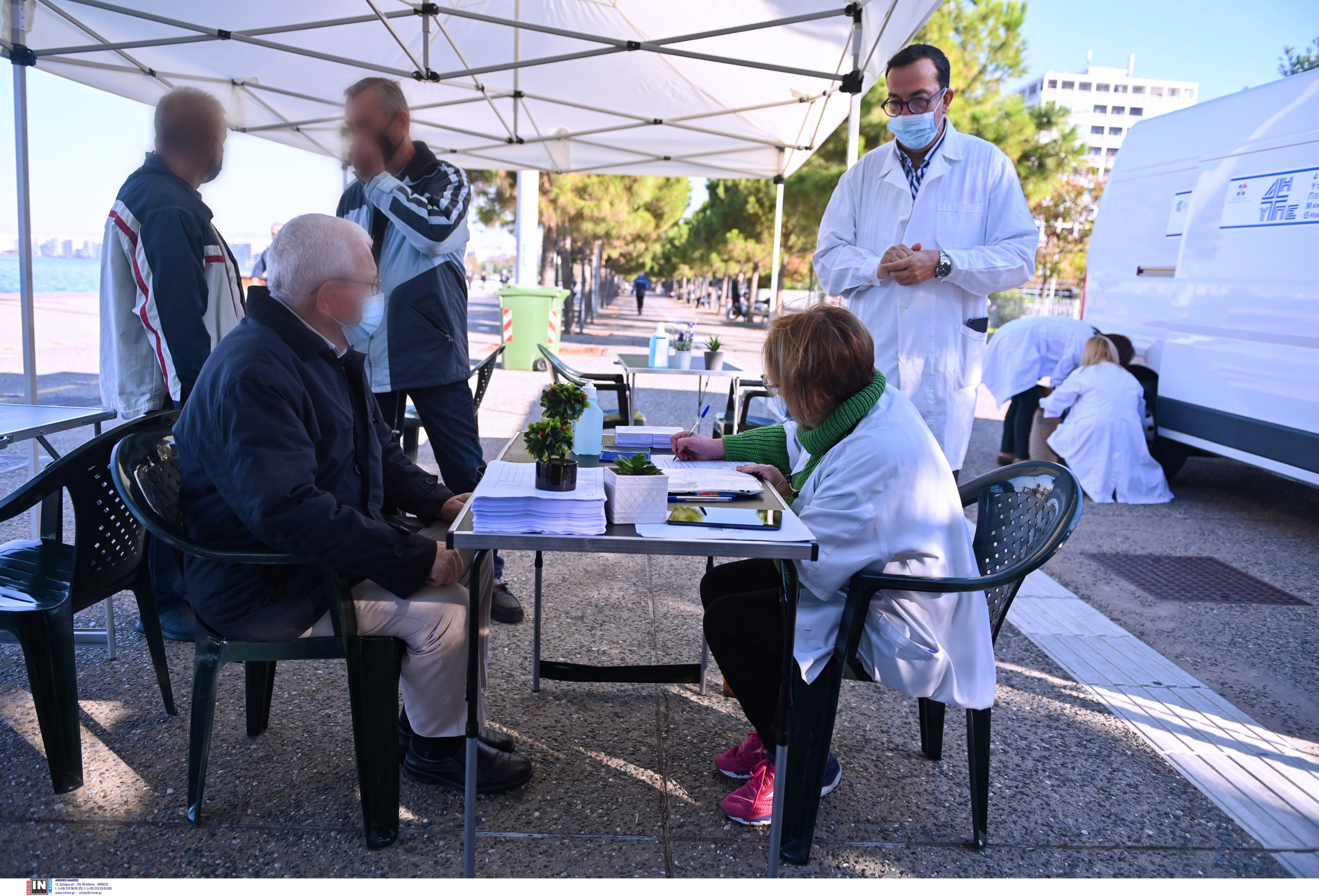 Σαρηγιάννης: Μικρή επιβράδυνση της αυξητικής τάσης των κρουσμάτων –  Τι δείχνουν τα στοιχεία