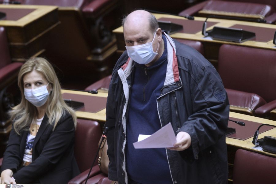 Νίκος Φίλης- σχολεία